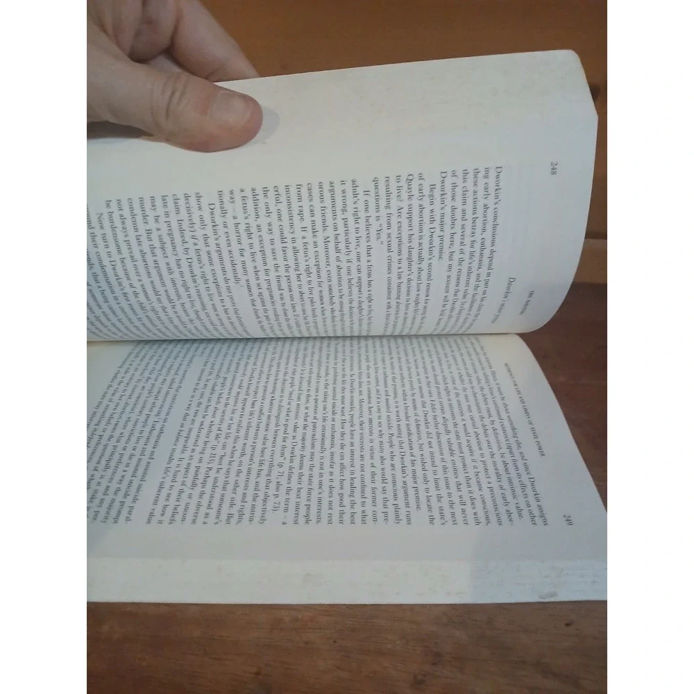 Dworkin and His Critics: With‎ Replies by Dworkin by Justine Burley: Used
